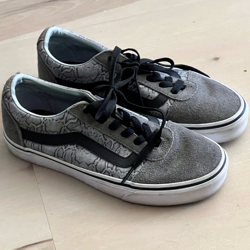 Suede/Canvas Suede Vans : Smokey Green : SZ 7.5